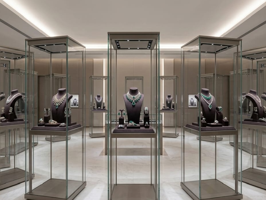 Interior & Showroom Design